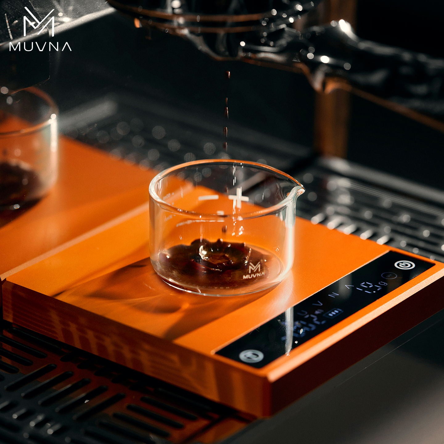 ميزان MUVNA الذكي – اللون البرتقالي المعدني